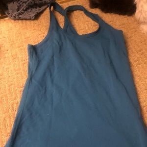 Lululemon teal stretchy tank top